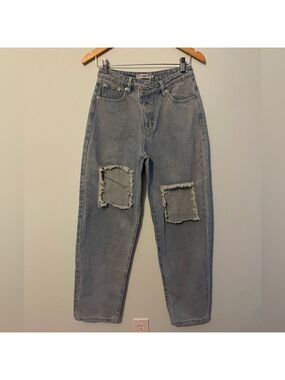 Adika Distressed Jeans NWT Size Small